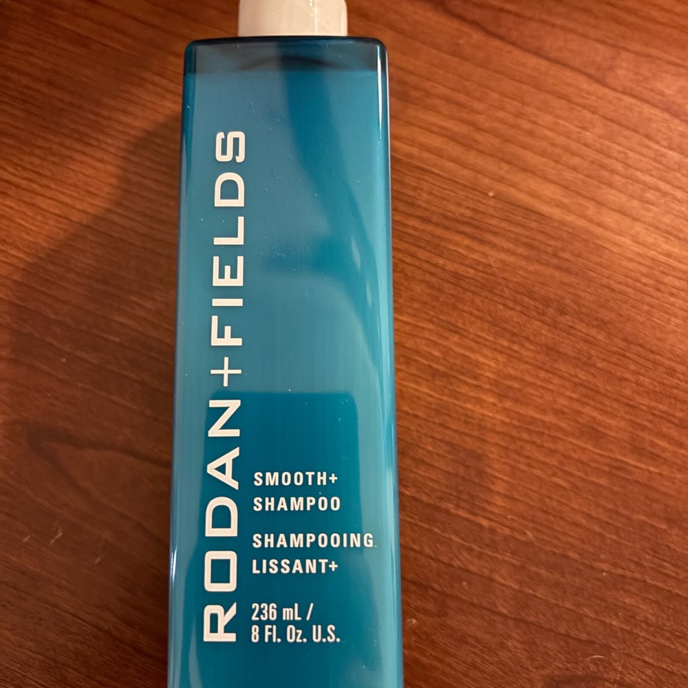 Rodan + Fields Smooth Shampoo